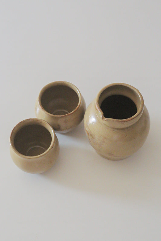 Cream Sake Set